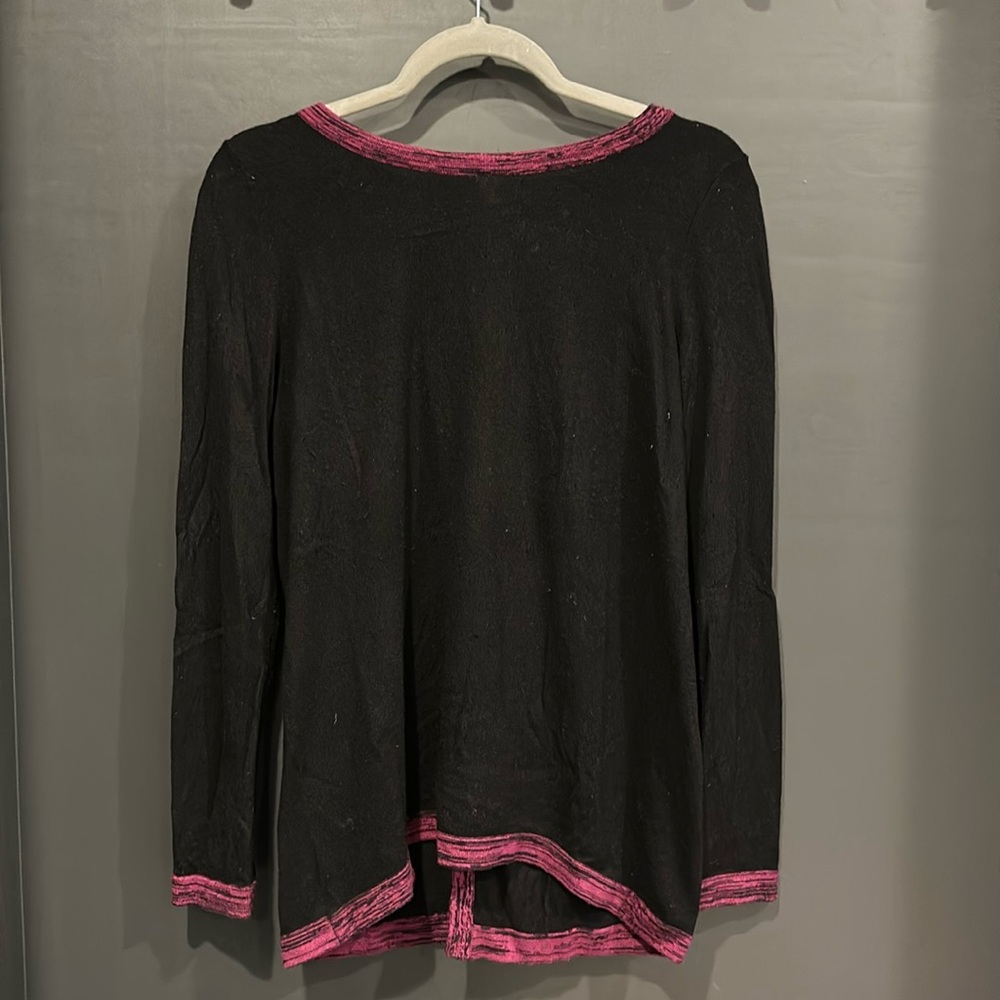 Open-Back, relaxed-fit sweater